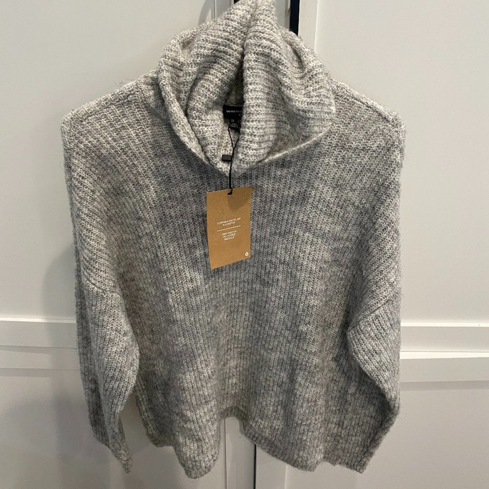 BRAND NEW VERO MODA GRAY COWL NECK SWEATER SIZE S